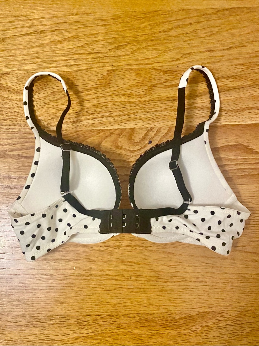 VICTORIA’S SECRET Body by Victoria push-up bra - Picture 6 of 7